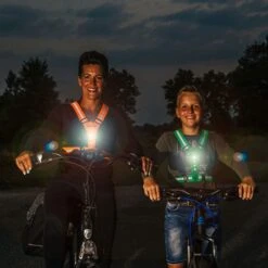 BEE-SAFE Sicherheits-LED Körpergurt Für Joggen Und Walken - Lime -Helm Geschäft Bee Safe Sicherheits Gurt Joggen walken 8